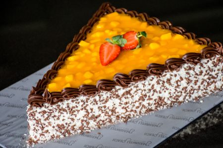 Cách làm Bánh Gato Rừng Đen | Black Forest Cake Recipe | Lilo Kitchen -  YouTube